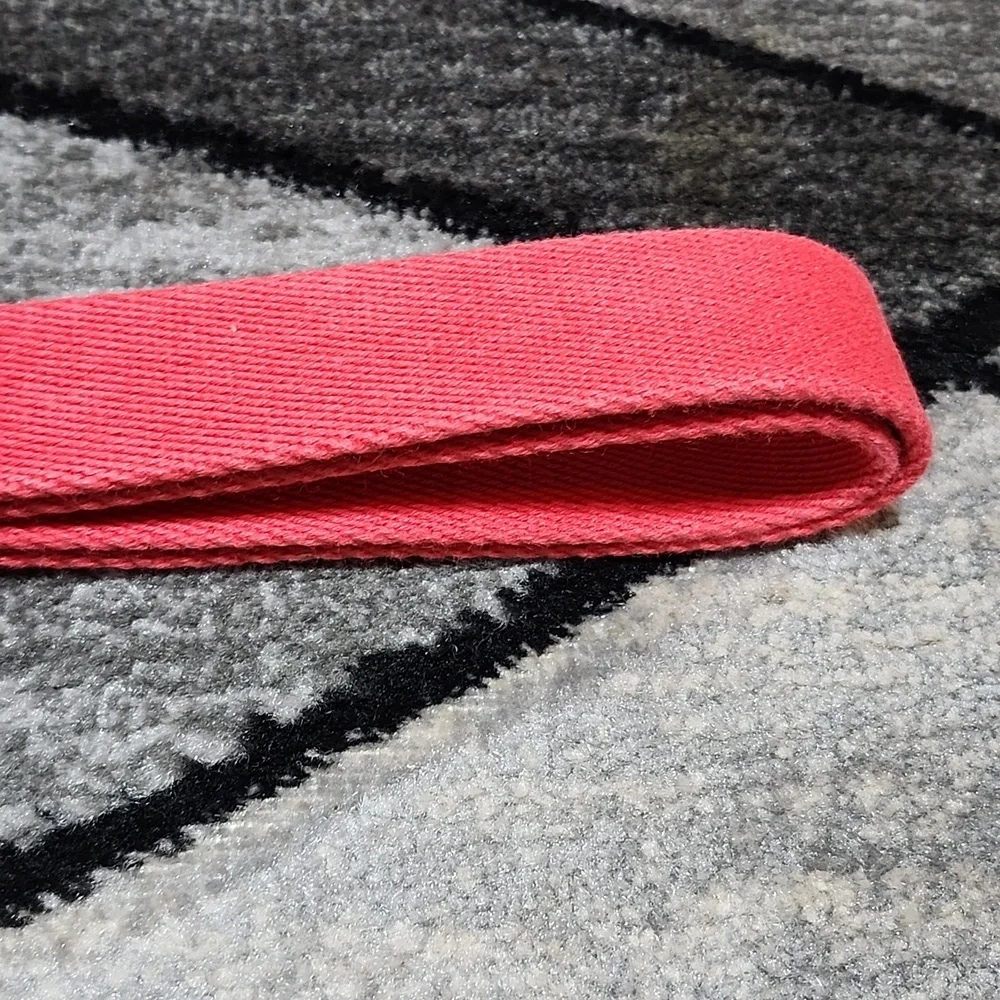 WILL LEATHER GOODS RED WOVEN ADJUSTABLE LENGTH & METAL 